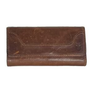 Frye Melissa Brown Distressed Leather Credit Card Zipper Snap Trifold Wallet